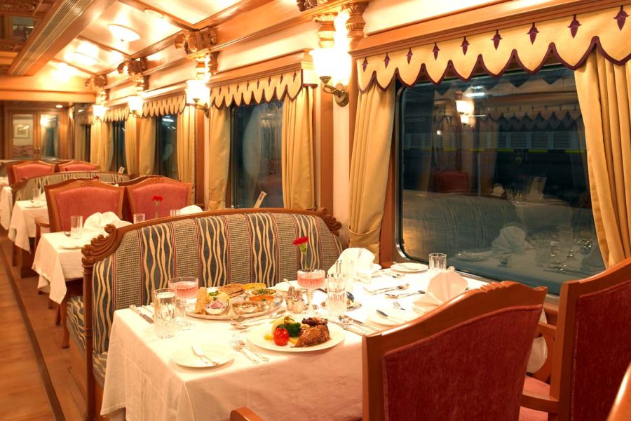 Glimpses of Karnataka (Golden Chariot)