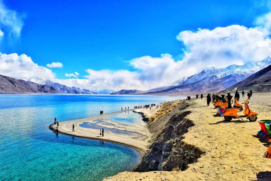 Chader Trek Ladakh