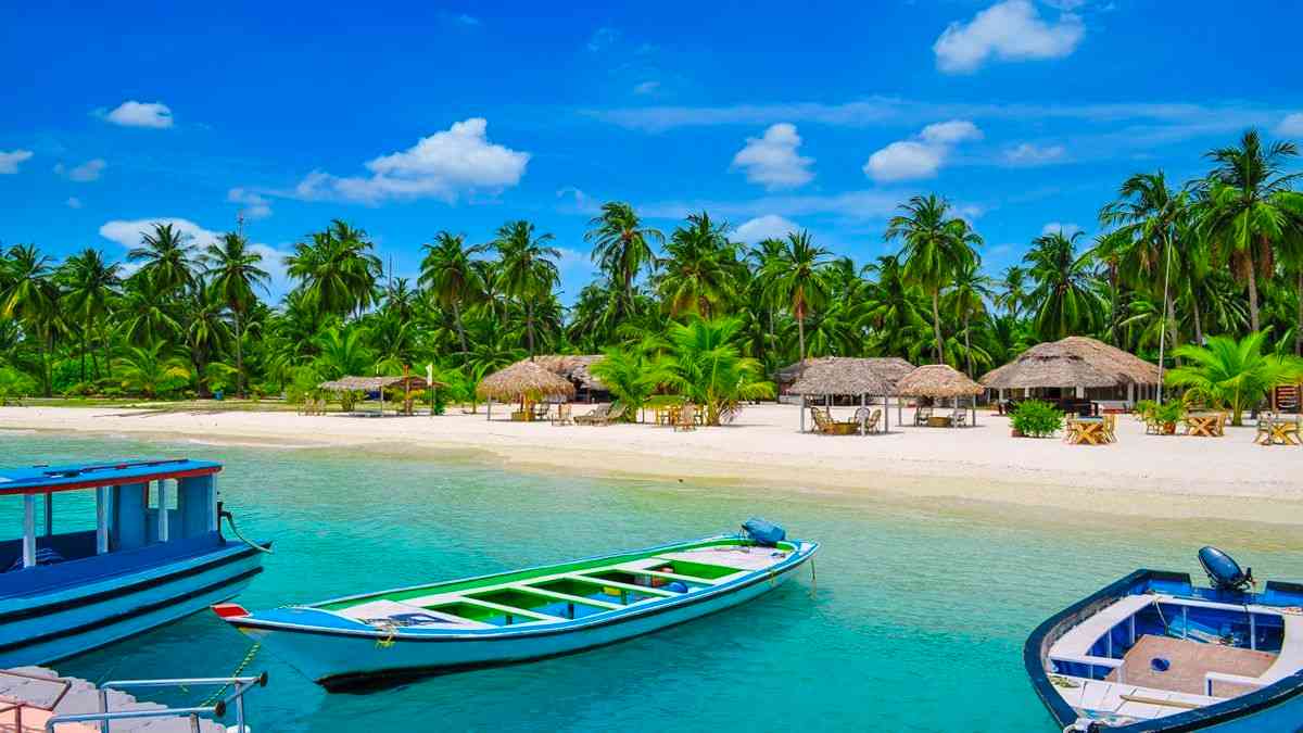 Lakshadweep (Bangaram Island)